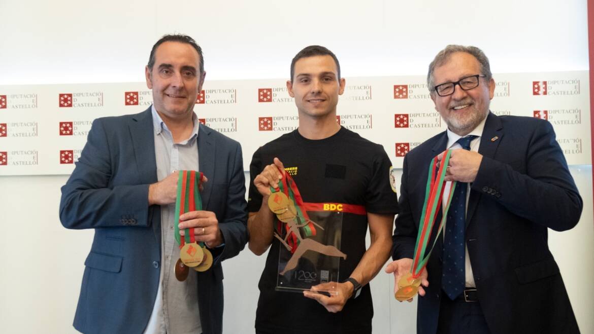 La Diputación recibe al joven bombero de Benicarló que ha ganado ocho medallas en el Mundial de Lisboa